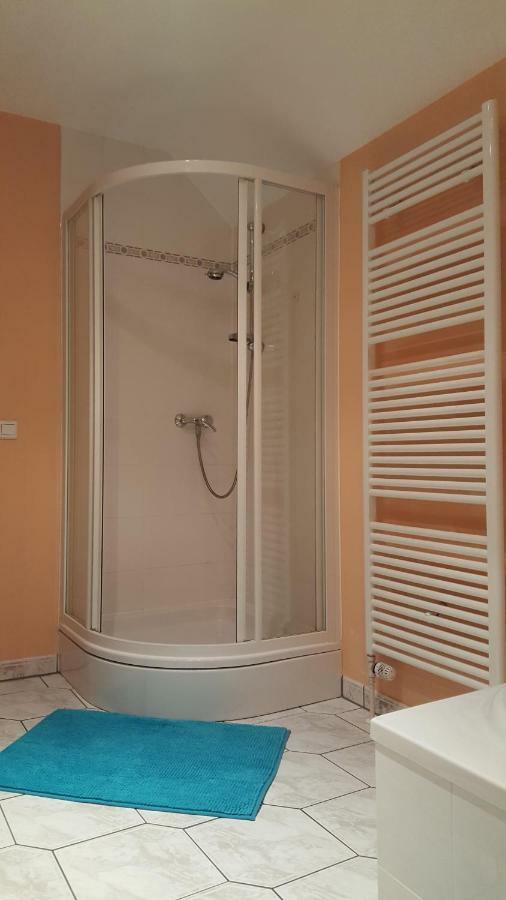 Ferienwohnung Bluetenstadt لايشلينغن المظهر الخارجي الصورة